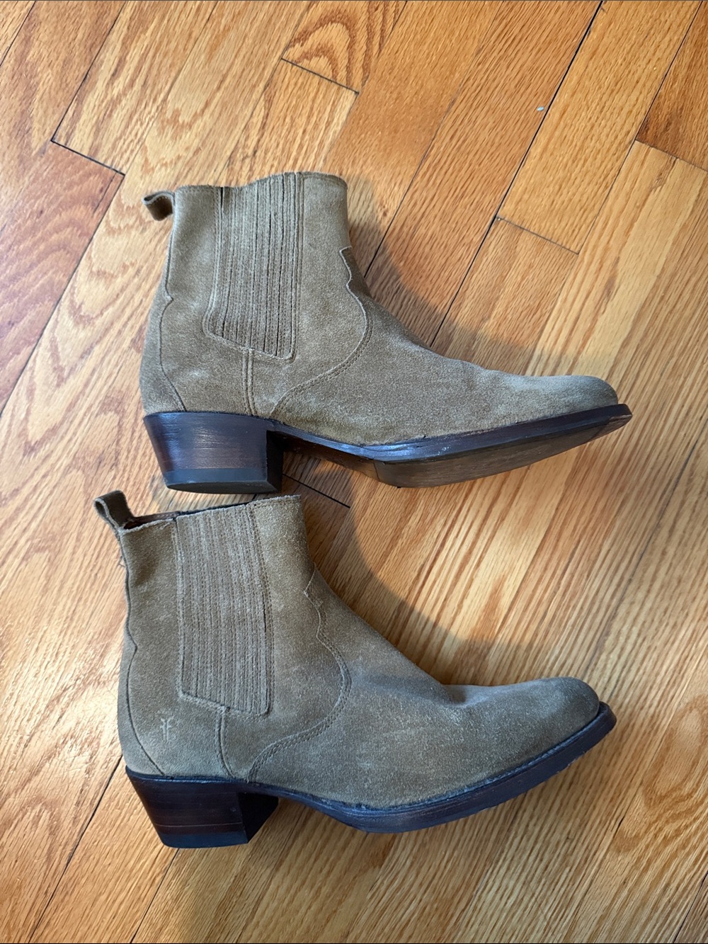 Frye suede ankle western Chelsea boots sz 8